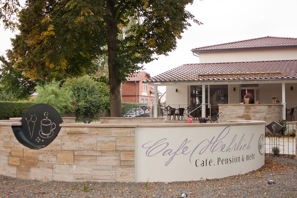 Cafe Hehrlich - Cafe, Pension & Mehr Bad Tennstedt ภายนอก รูปภาพ